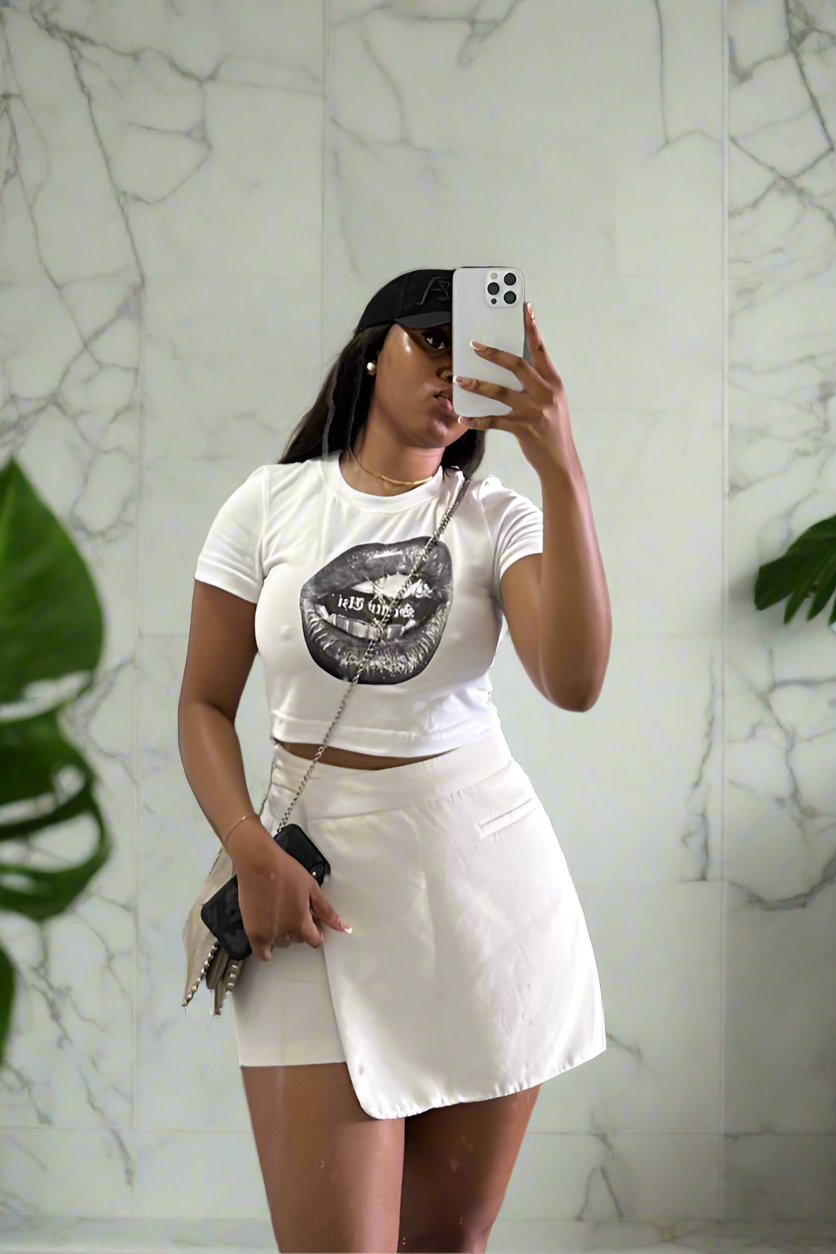 LIPICEUZI Crop Top